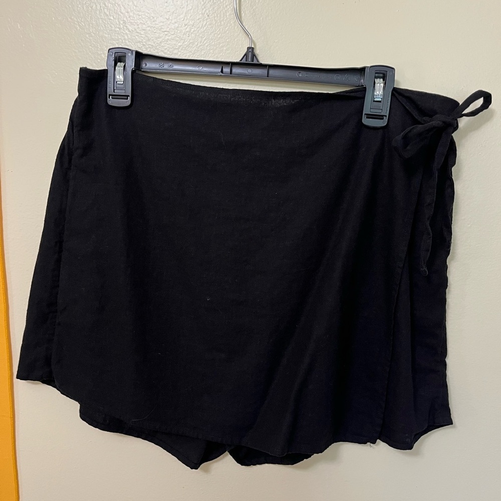 Old Navy Black Skirt